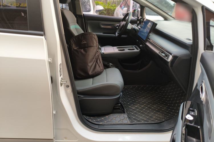 Used AION Y 2023 Plus 510 Enjoy Edition
