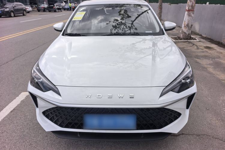 Used Roewe i5 2023 1.5L Manual Comfort Edition
