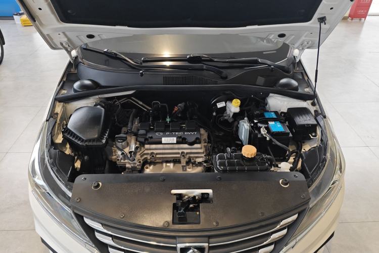 Used Baojun 310W 2017 1.5L Manual Comfort Model China V Standard