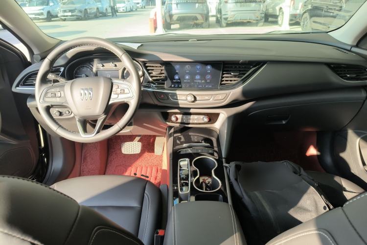 Used Buick Regal 2024 25T Deluxe Edition
