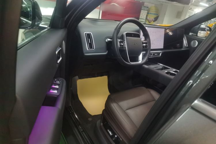 Used Li Auto L8 2023 Pro Model