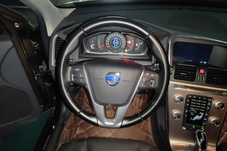 Used Volvo XC60 2015 T5 Smart Upgrade Model