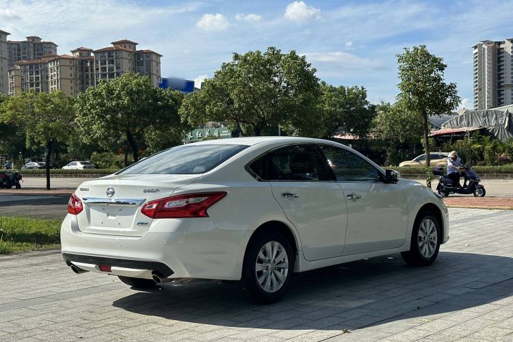 Used Nissan Teana 2016 Revised Version 2.0L XL Comfort Edition
