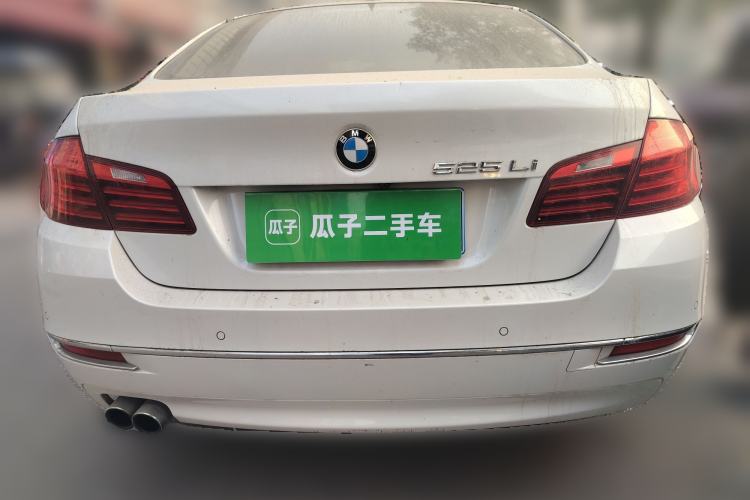 Used BMW 5 Series 2014 525Li Luxury Design Package
