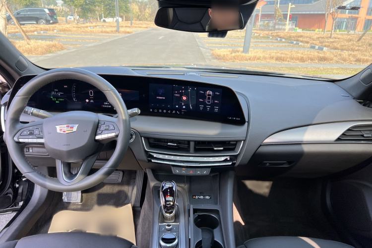 Used Cadillac CT5 2024 28T Luxury Pro Trim
