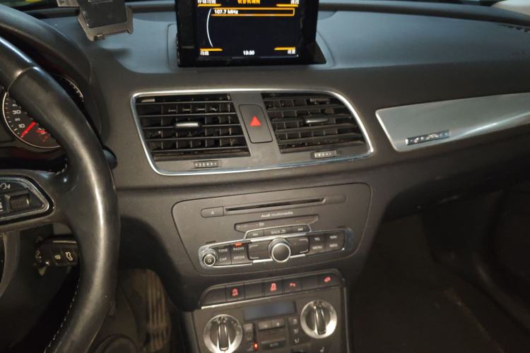 Used Audi Q3 2015 35 TFSI quattro Technology Edition