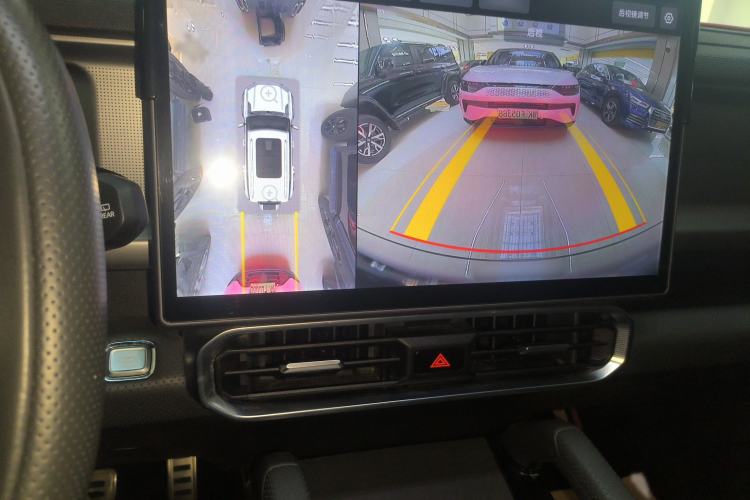 Used JETOUR Traveler 2023 2.0T All-Wheel Drive CrossPRO+