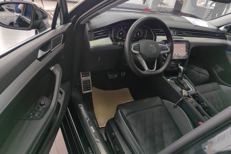 Used Volkswagen Magotan GTE Plug-in Hybrid 2022 GTE Luxury Model
