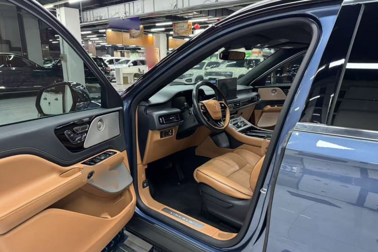 Used Lincoln Aviator 2020 3.0T V6 Four-Wheel Drive Presidential Edition