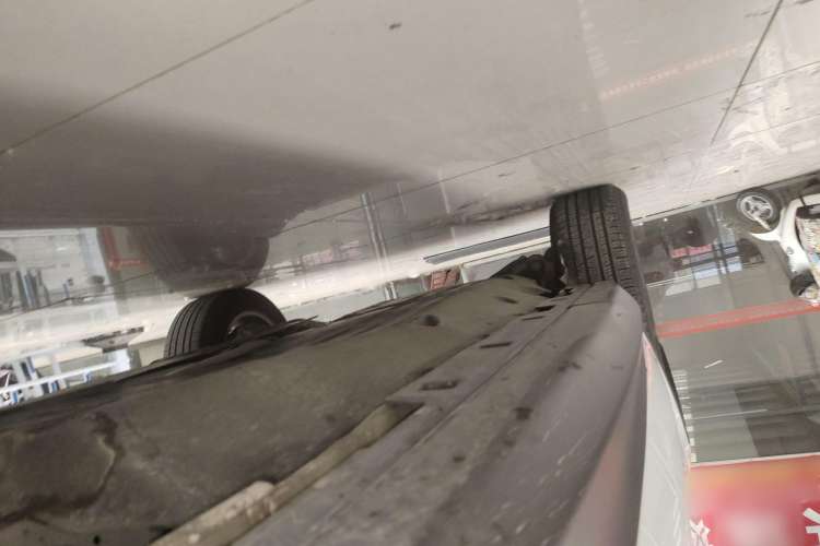 Used Land Rover Discovery Sport 2020 200 PS Family Edition
