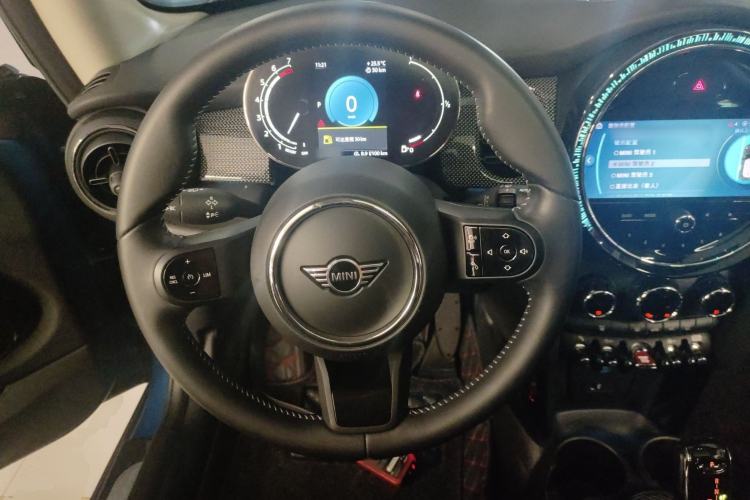 Used  MINI 2022 1.5T COOPER Artist
