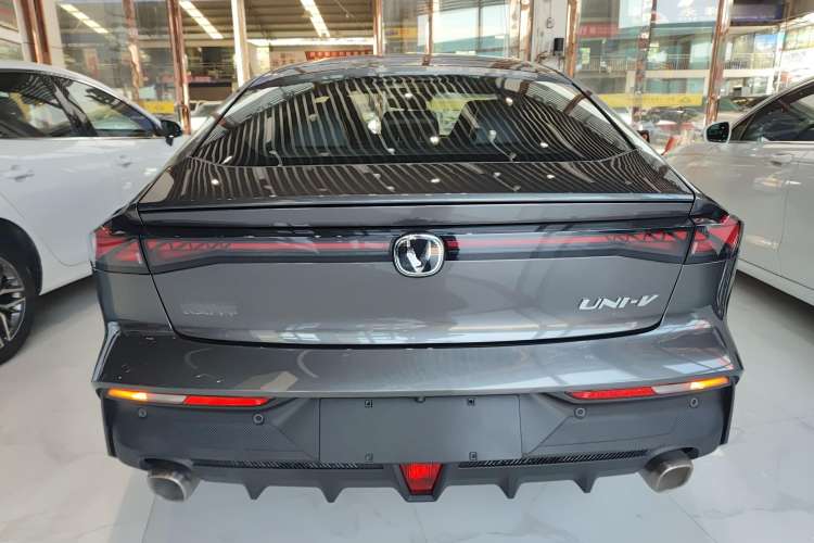 Used Changan UNI-V 2023 1.5T Prestige Model
