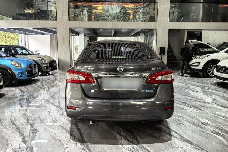 Used Nissan Sylphy 2014 1.6XV CVT Deluxe Edition

