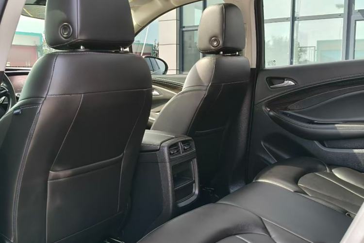 Used Buick Envision 2019 20T Two-Wheel Drive Elite Version China VI Standard
