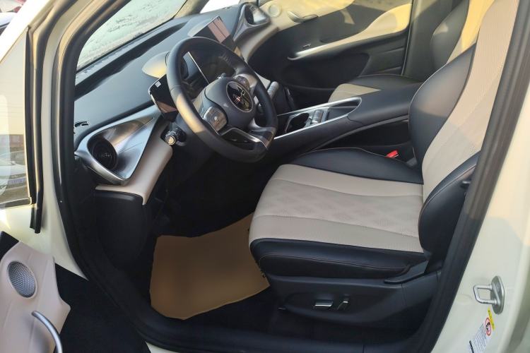 Used BYD Dolphin 2023 420 km Free Version
