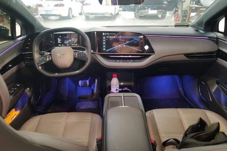 Used Hongqi EH7 2024 820 Pro
