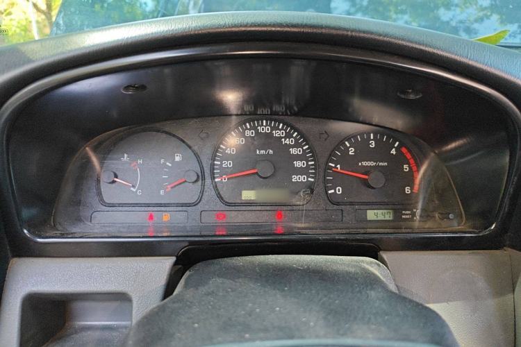 Used Dongfeng Ruichi 2013 2.2T Diesel Two-Wheel Drive Standard Version ZD22TE