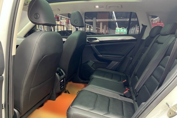 Used Volkswagen Tayron 2021 330TSI Two-Wheel Drive Luxury Connected Version Plus