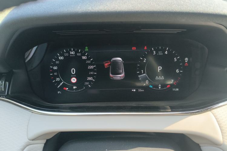 Used Land Rover Range Rover Evoque 2021 Range Rover Velar 249 PS R-Dynamic S Performance Edition
