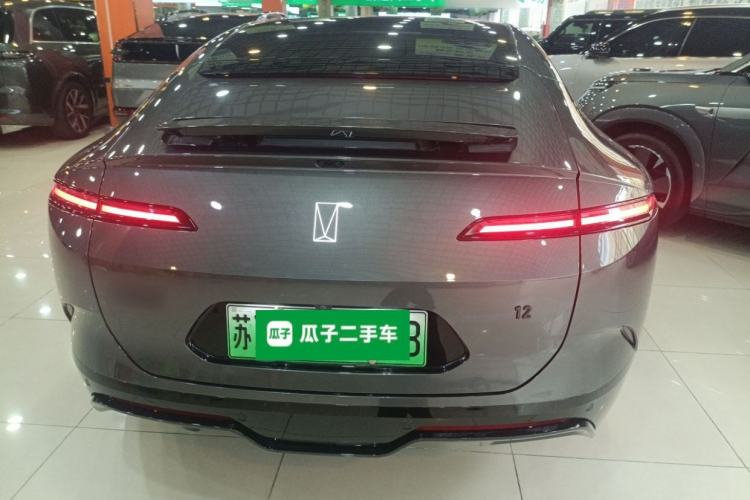 Used  12 2025 Ultra Extended-Range Edition
