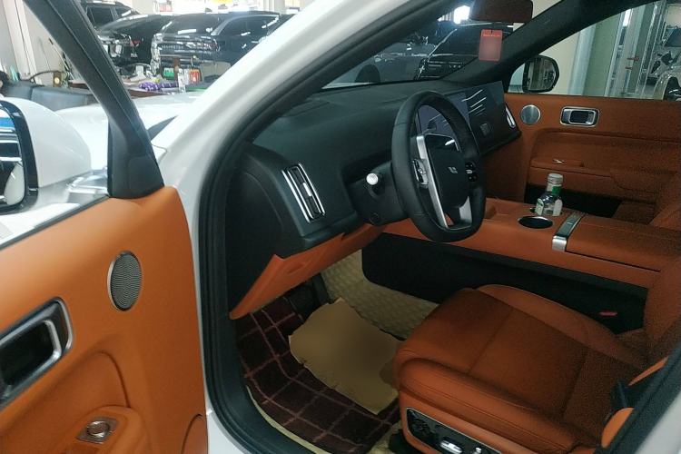 Used Li Auto L7 2023 Pro Model
