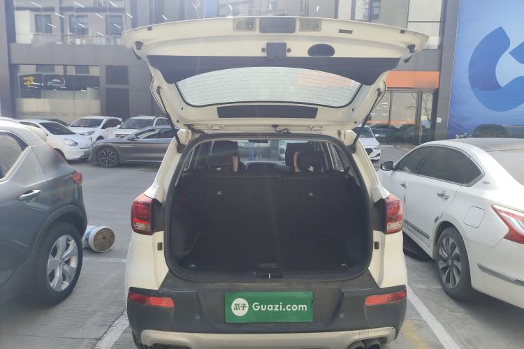 Used Kia KX3 2015 1.6T Automatic Two-Wheel Drive DLX
