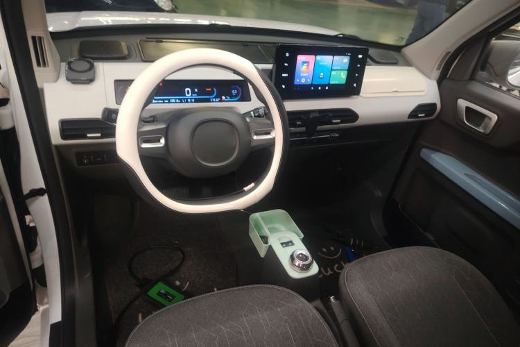 Used Geely Galaxy Panda 2023 Panda Mini 200km Endurance Bear
