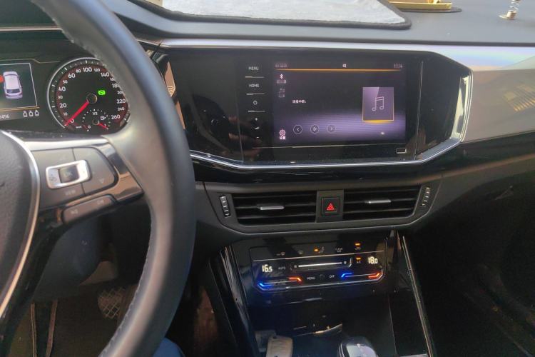 Used Volkswagen Tayron 2022 330TSI Two-Wheel Drive Luxury Smart Connectivity Version
