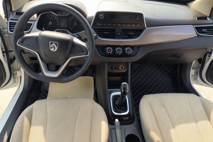 Used Baojun 310W 2017 1.5L Manual Comfort Model China V Standard