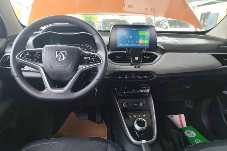 Used Baojun 510 2017 1.5L Automatic Fashion Model
