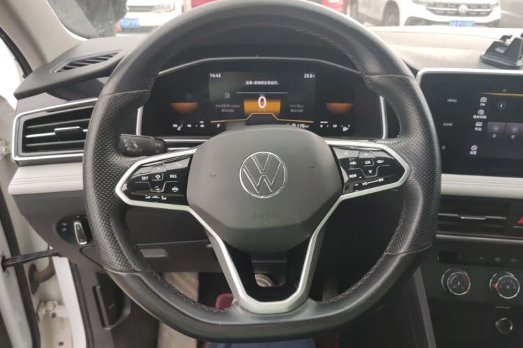 Used Volkswagen Tiguan L 2023 330TSI Automatic Two-Wheel Drive Comfort Edition
