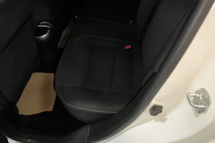 Used Infiniti ESQ 2014 1.6L Spontaneous Edition