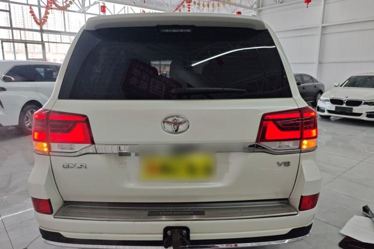 Used Toyota Land Cruiser (Parallel Import) 2020 4.0L GX-R Middle East
