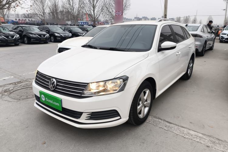 Used Volkswagen Gran Lavida 2015 1.6L Manual Fashion Edition