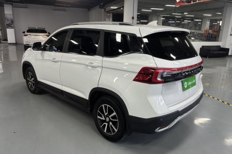 Used FORTHING T5 2020 1.6L Manual Comfort Model China VI Standard
