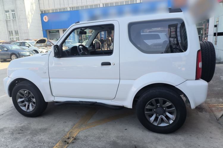 Used Suzuki Jimny 2015 1.3 AT JLX