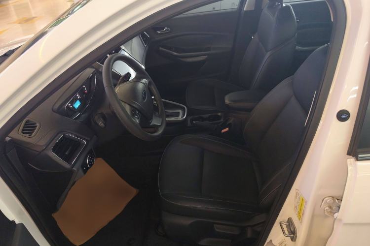 Used Ford Escort 2015 1.5L Automatic Fashion Model
