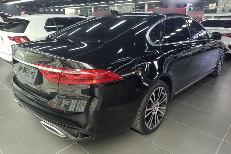 Used Jaguar XFL 2024 2.0T P250 Two-Wheel Drive Prestige Luxury Edition
