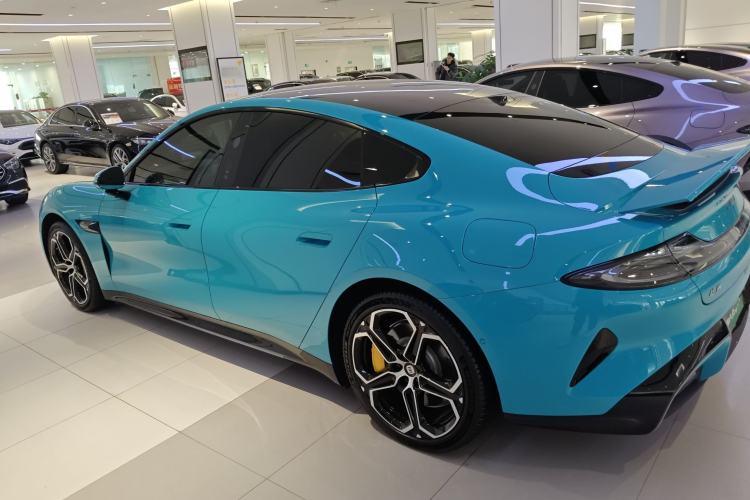 Used  SU7 2024 Rear-Drive Ultra-Long Range Advanced Pro-Level Intelligent Driving Version
