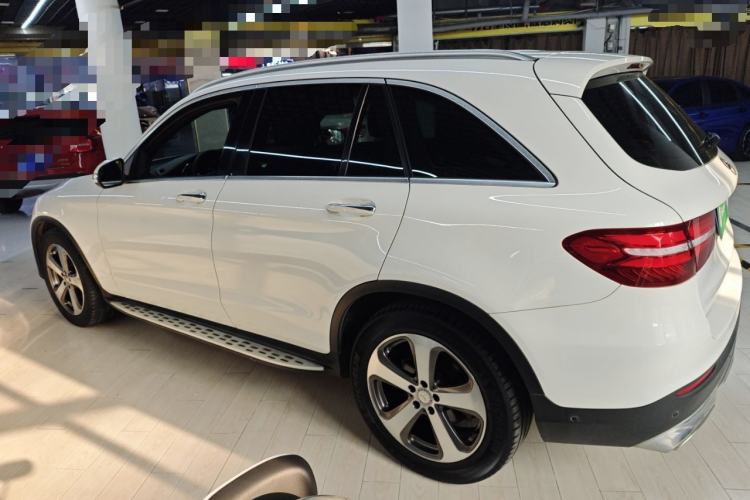 Used Mercedes-Benz GLC 2016 GLC 260 4MATIC Luxury Model