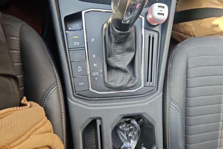 Used Volkswagen Lavida 2019 Hatchback 200TSI DSG Comfort Edition China VI
