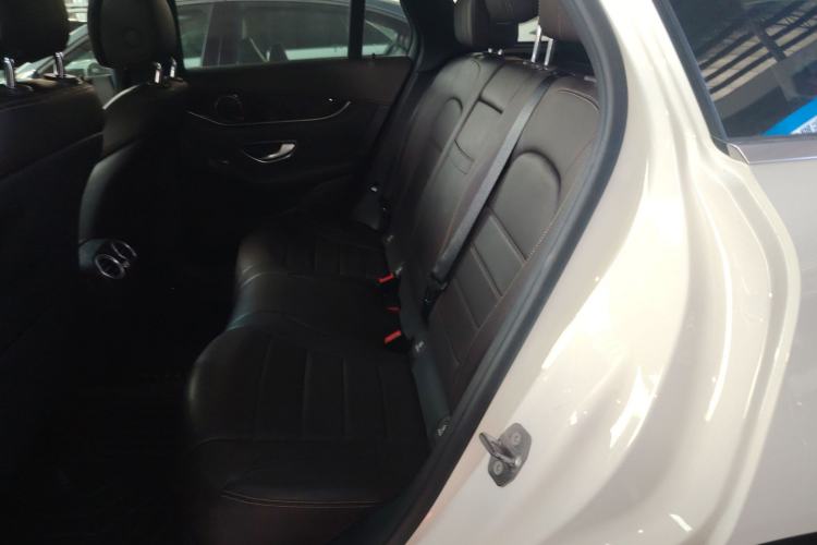 Used Mercedes-Benz GLC 2018 GLC 260 4MATIC Luxury Model
