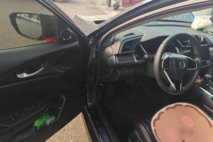 Used Honda Civic 2016 220TURBO CVT Luxury Edition