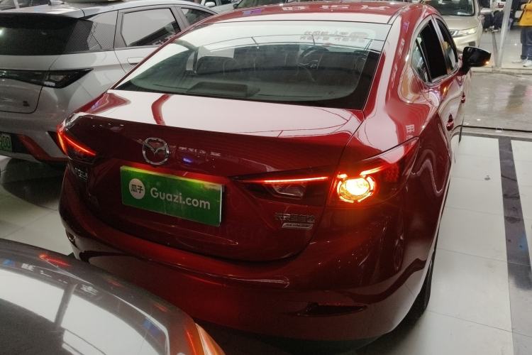 Used Mazda Mazda 3 Axela 2017 Sedan 1.5L Automatic Luxury Model Emission Standard China V
