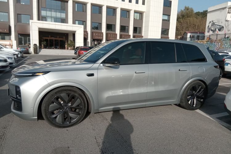 Used Li Auto L9 2023 Pro Model
