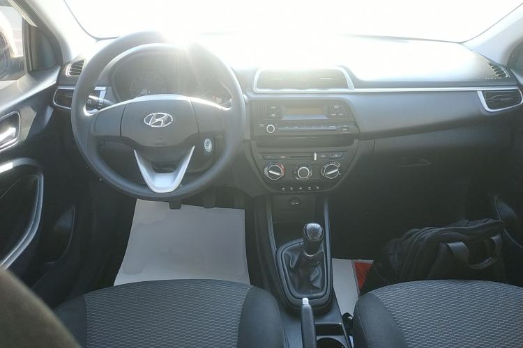 Used Hyundai Verna 2017 1.4L Manual Refreshed Version China VI Standard