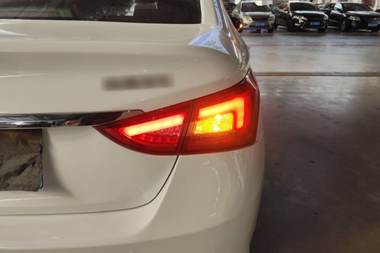 Used Chery Arrizo 5 2016 1.5L CVT Trendsetting Edition