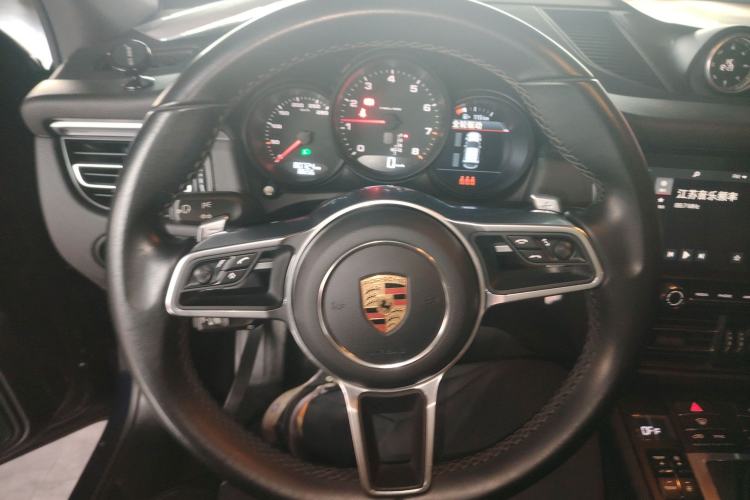 Used Porsche Macan 2018 Macan 2.0T
