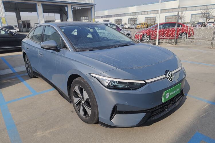 Used Volkswagen ID.7 VIZZION 2024 AIR model
