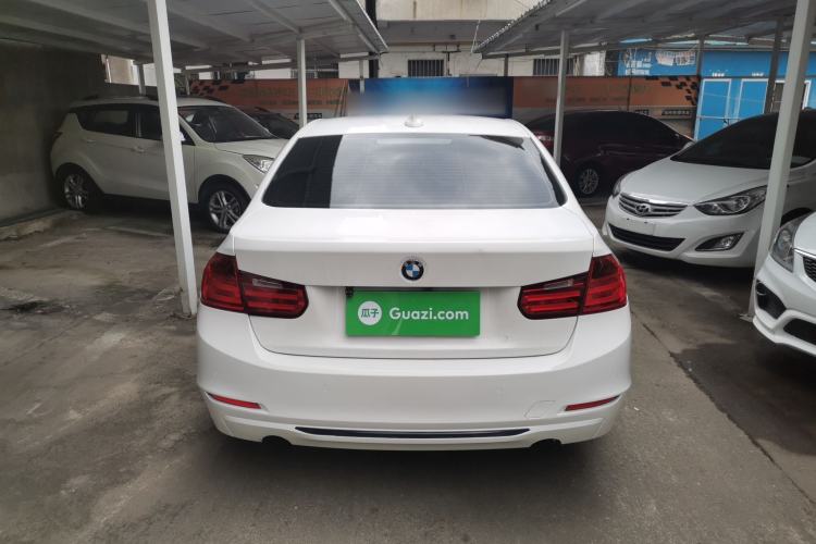 Used BMW 3 Series 2013 316i Sport Design Package
